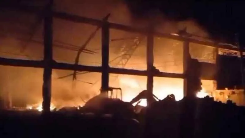 Suriye’nin kuzeyinde terör örgütüne ait çimento fabrikası vuruldu