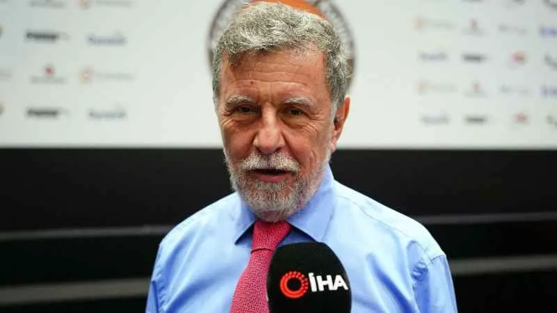 Faruk Eczacıbaşı: “Hedefimiz tüm kulvarlarda şampiyonluk”