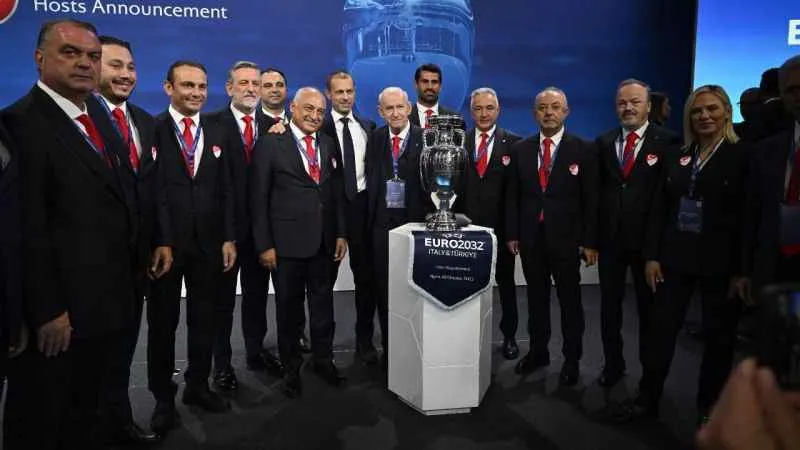 TFF Başkanı Büyükekşi: "100. yılımızı Avrupa şampiyonası ile taçlandırdık"