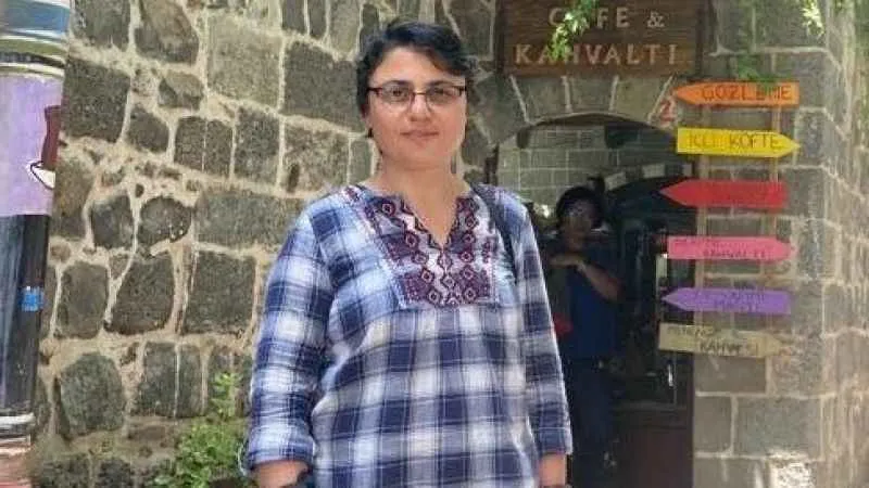 Diyarbakır’da izinsiz yürüyüşte gözaltına alınan DBP’li İlbasan tutuklandı