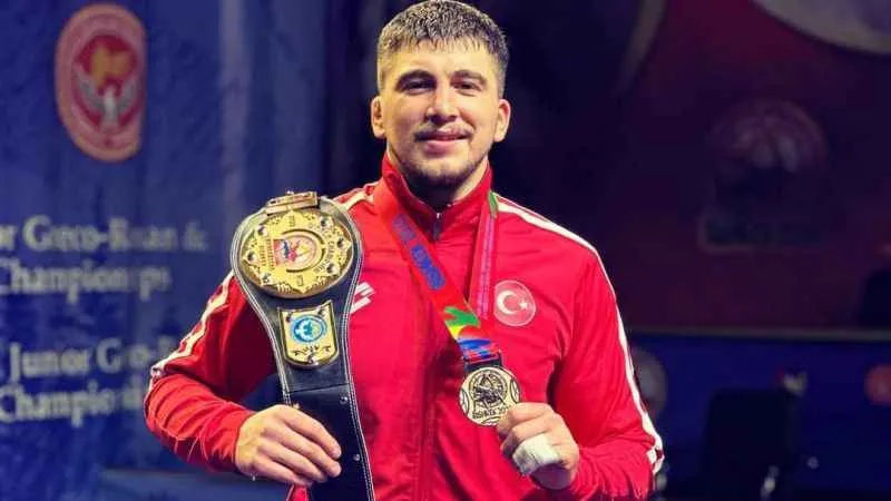 Dünya şampiyonu Ahmet Talha Kacur’un hedefi olimpiyatlarda altın madalya kazanmak