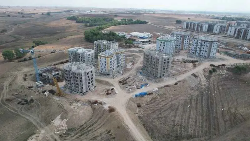 Adana’da yapılan TOKİ konutları hızla yükseliyor