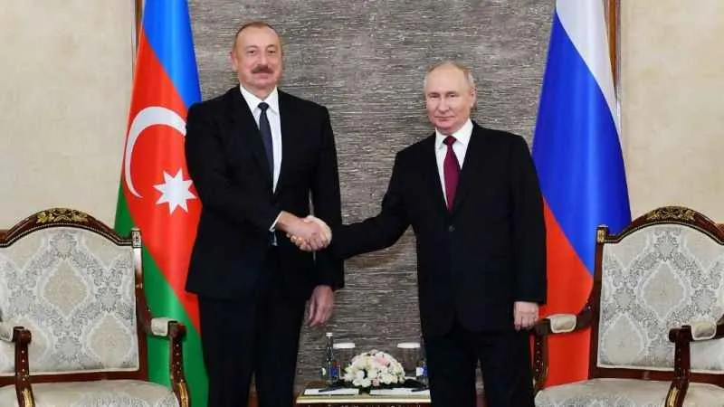 Aliyev ve Putin Bişkek’te bir araya geldi