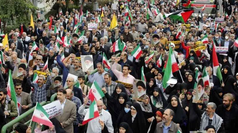 İran’da Filistin’e destek yürüyüşü