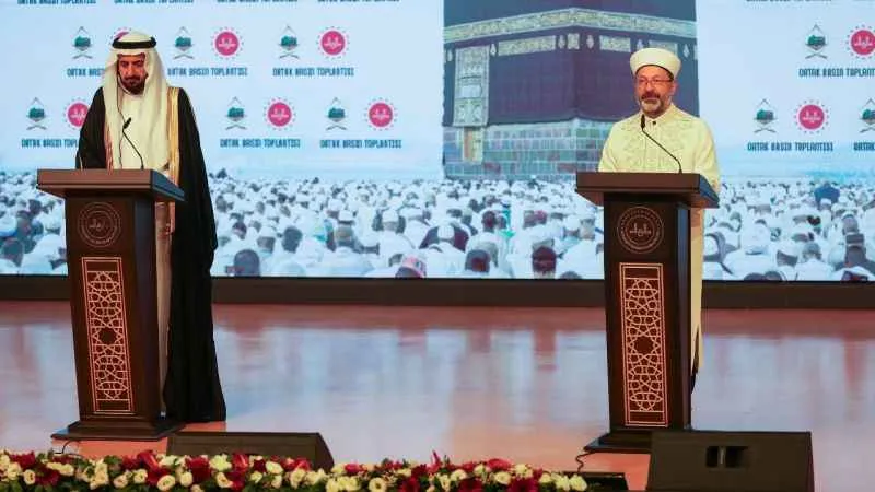 Umreye gideceklere müjde: Elektronik vize imkanı geliyor