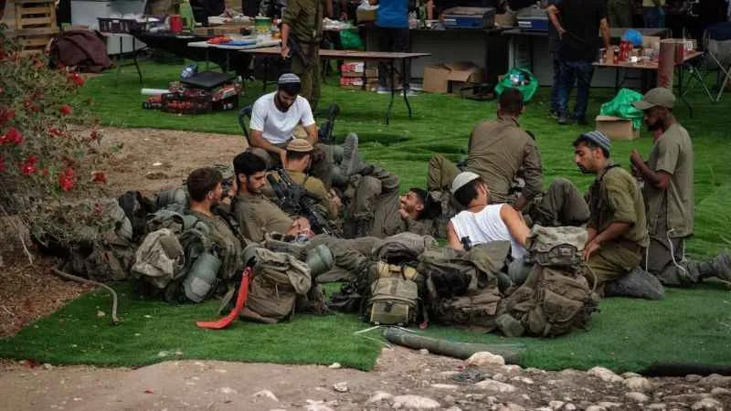 İsrail askerlerinin toplanma merkezi görüntülendi