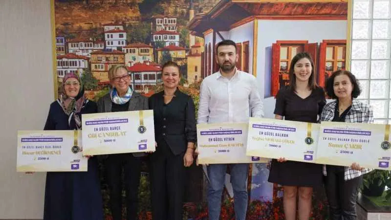 Safranbolu'nun en güzel bahçe, balkon ve vitrinleri seçildi