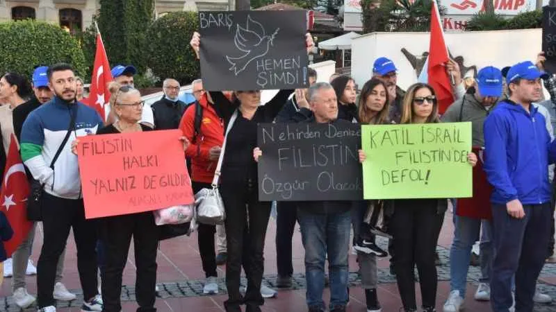 Aliağa'da İsrail protestosu