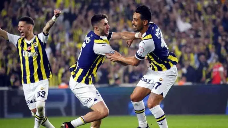 Fenerbahçe, galibiyet serisini 19 maça çıkardı