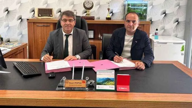 Mudanya'da Kızılay şubesi okullara hijyen paketi dağıttı