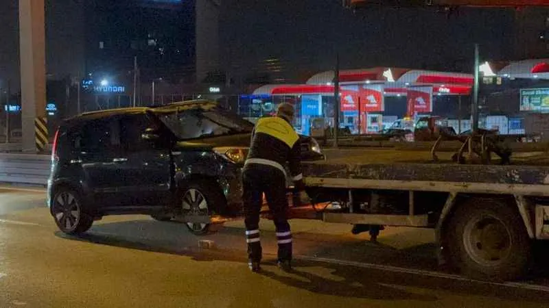 İstanbul'da D-100'de kaza: 1 kişi yaralandı