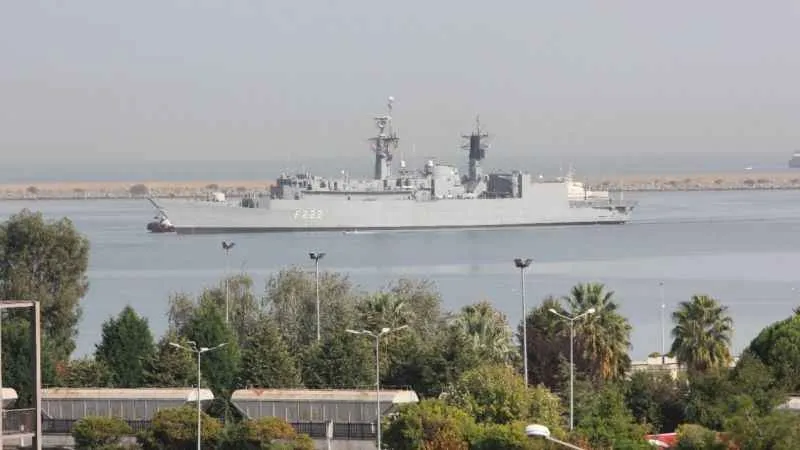 Romanya savaş gemisi Samsun’da