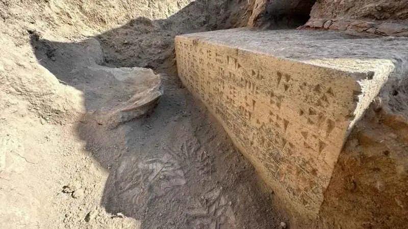 Körzüt Kalesi'nde Urartu dönemine ait yazıt ve tapınak keşfedildi