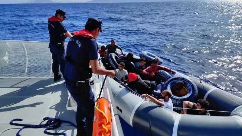 Datça açıklarında 70 düzensiz göçmen kurtarıldı