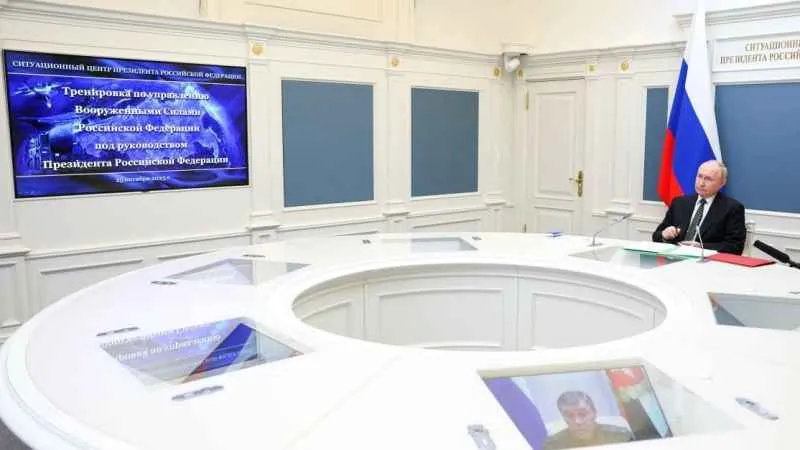 Rusya’dan Batı'ya gözdağı: Nükleer misilleme tatbikatı gerçekleştirildi