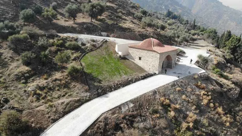 710 yıllık Fetih Mescidi ibadete yeniden açıldı