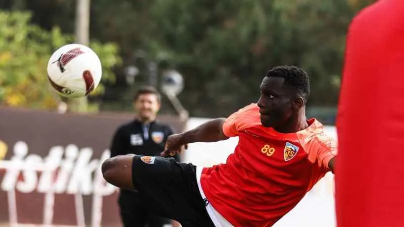 Kayserispor deplasmanda karşılaşacağı Hatayspor maçının hazırlıklarını tamamladı