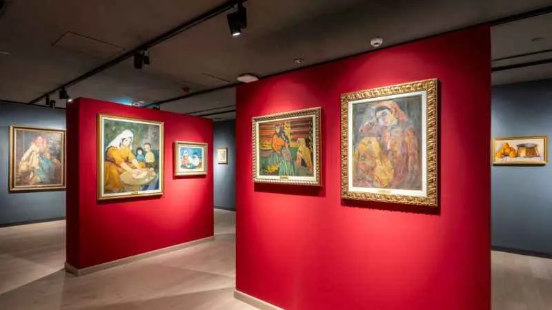 Tarihi Beyoğlu Şubesi, artık Türkiye İş Bankası Resim Heykel Müzesi