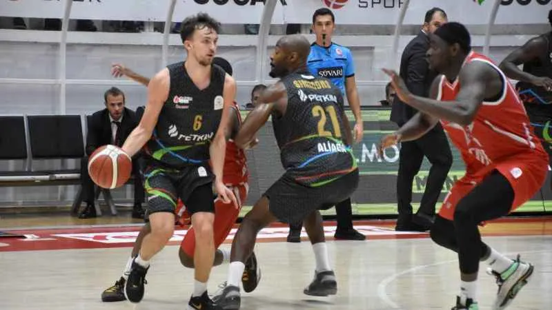 Türkiye Sigorta Basketbol Süper Ligi: Aliağa Petkimspor: 107 - TOFAŞ: 100