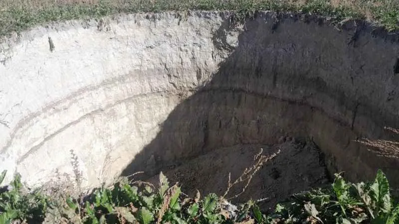 Konya’da pancar tarlasında yeni obruk oluştu