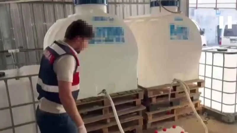 İstanbul'da 15 milyon liralık sahte içki operasyonu