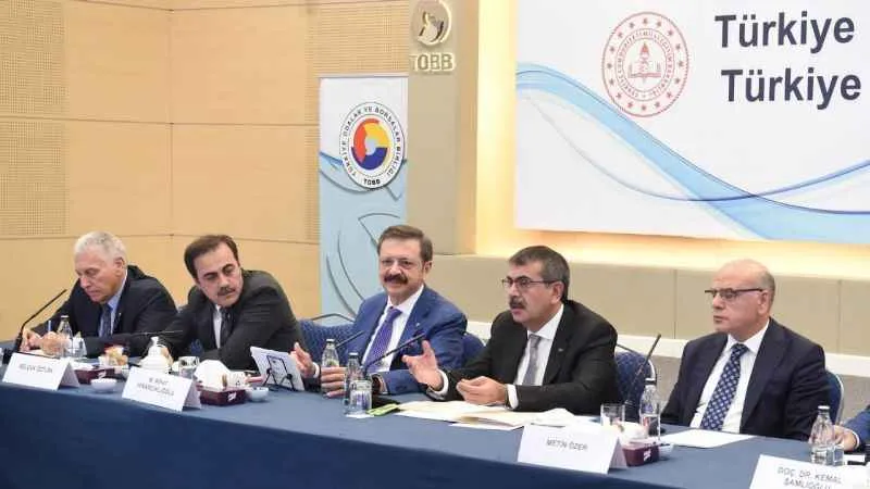 Bakan Tekin'den özel okullarda çalışan öğretmenlere yönelik SGK açıklaması