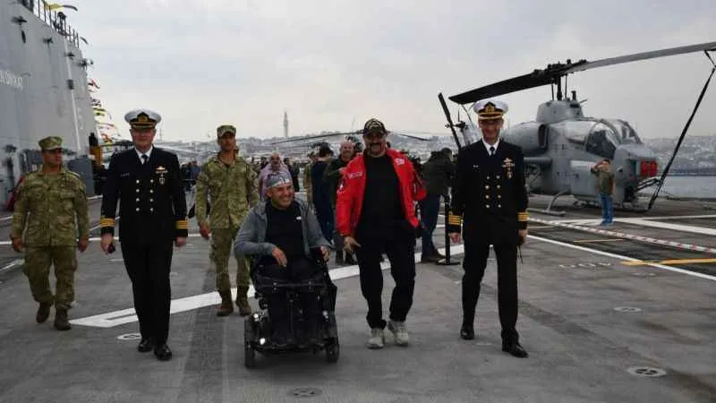 TCG Anadolu'yu 2 günde 11 bin 57 kişi ziyaret etti