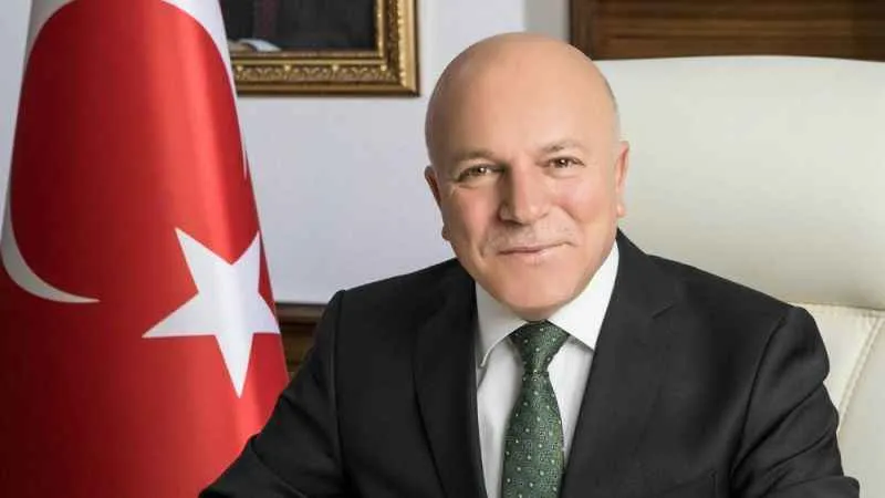 Yerel yönetimde zirvenin adı: Mehmet Sekmen