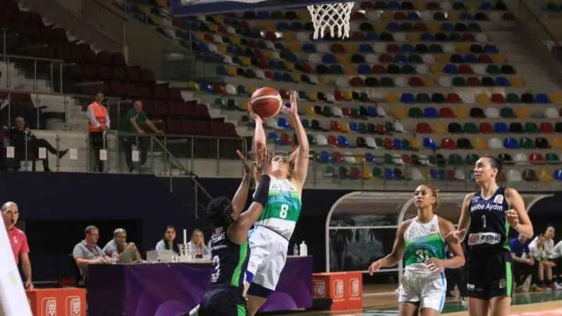 Kadınlar Basketbol Süper Ligi: İzmit Belediyespor: 68 - Nesibe Aydın: 58