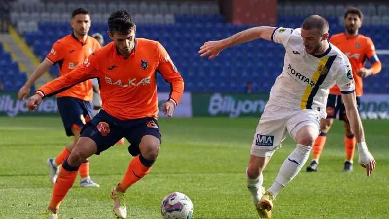 RAMS Başakşehir ile Ankaragücü 9. randevuda