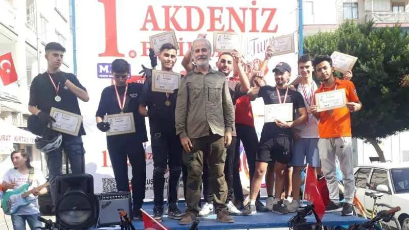 Bisikletseverler 1. Akdeniz Bisiklet Turu'nda buluştu