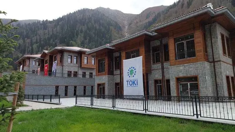 Ayder kentsel dönüşüm ile yöresel mimariye kavuştu