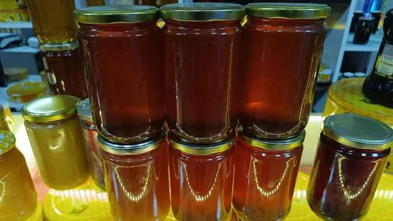 Şifa kaynağı olan Pervari balının hasadına başlandı