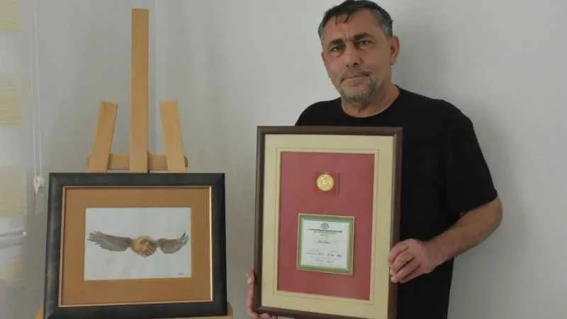 Dünyaca ünlü karikatüristten ‘barış’ çağrısı