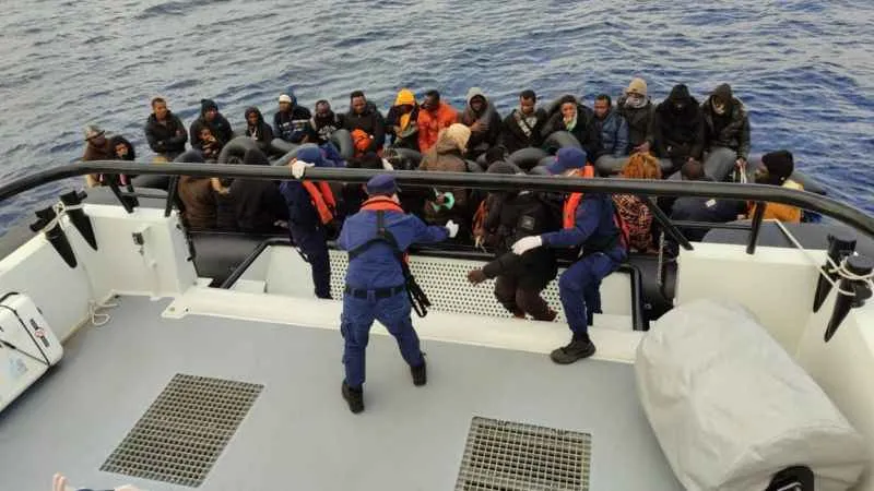 Fethiye’de 45 düzensiz göçmen kurtarıldı