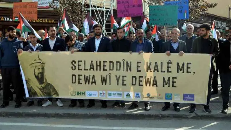 Muş’ta İsrail’e tepki yürüyüşü