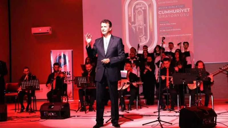 Niğde'de 100. yıla özel oratoryo sahnelendi