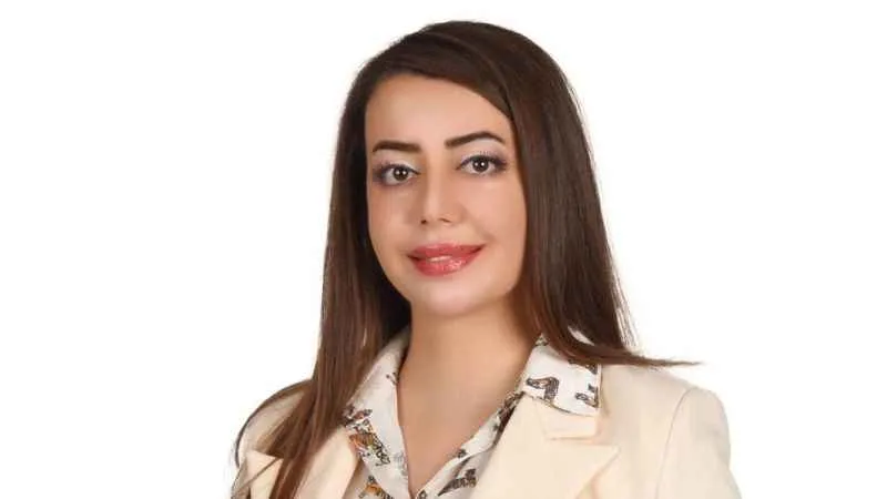 Göçmen çocukların yaşadıklarını kaleme aldı