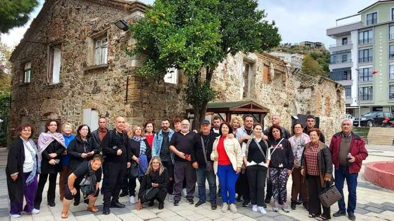 Rum mübadillerin torunları Esenköy'ü gezdi
