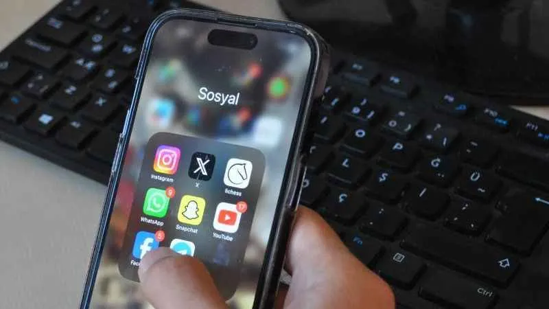 Çocuklar için akran zorbalığı ve siber zorbalığa dikkat!