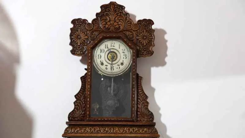 ABD'den getirilen 100 yıllık antika saat