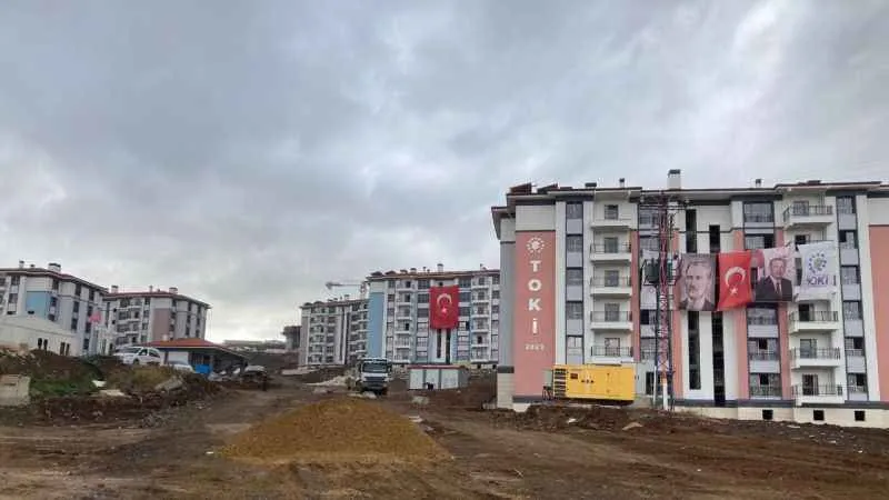 Malatya’da yıl sonuna kadar 4 bin 225 konut afetzedelere teslim edilecek