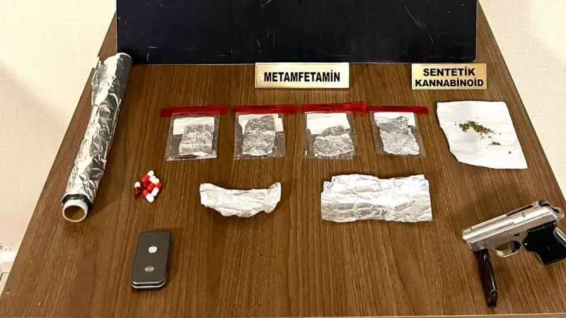 Samsun'da uyuşturucu uygulaması: 24 kişi yakalandı