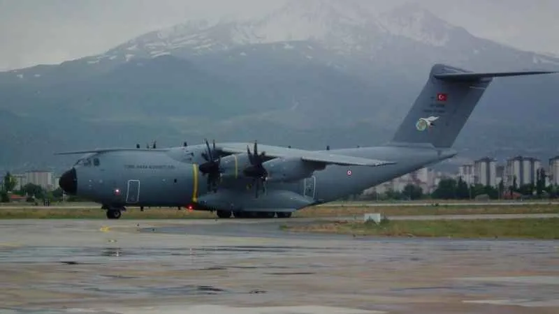 Türkiye’de tedavi görecek 109 Gazzelinin tahliyesi için A400M uçağı görevlendirildi