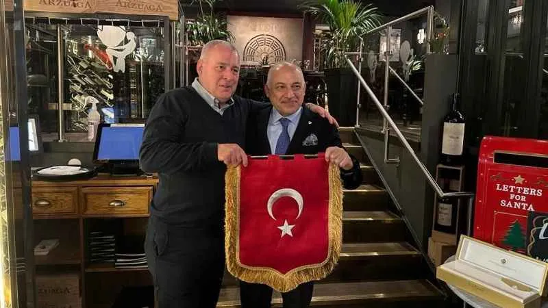 Galler - Türkiye resmi maç yemeği düzenlendi