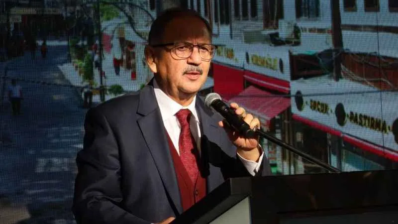 Bakan Özhaseki'den CHP’li belediyelere: “Allah rızası için rantsal dönüşüm yapmasınlar”