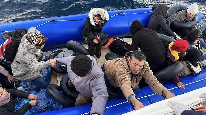 Ayvacık açıklarında 47 kaçak göçmen kurtarıldı