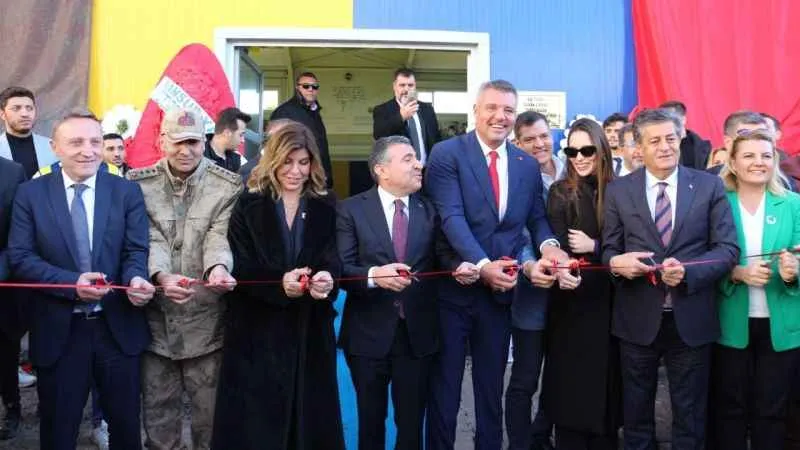 Sadettin Saran, 25. spor salonunu Şırnak’ta açtı