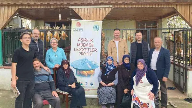 Bu kitapta asırlık mübadil lezzetleri kayıt altında