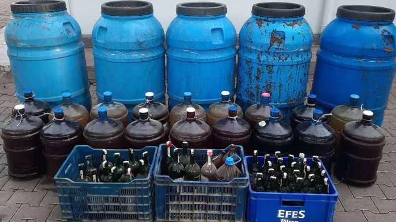 Manisa Jandarması yılbaşı öncesi sahte alkol tedbirlerini artırdı